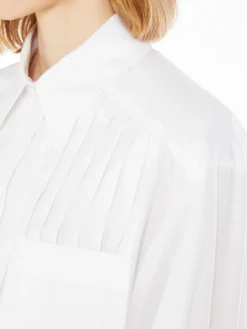 Boxy shirt with pleats