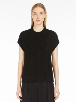 Cable-knit cotton yarn gilet