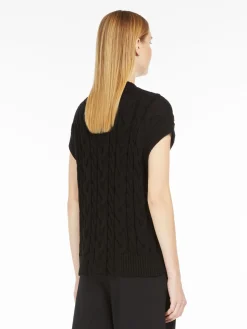 Cable-knit cotton yarn gilet