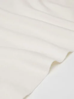 Cashmere stole with embroidery and fringes