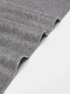 Cashmere stole with monogram embroidery