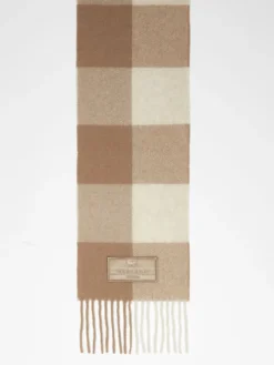 Chequered wool scarf