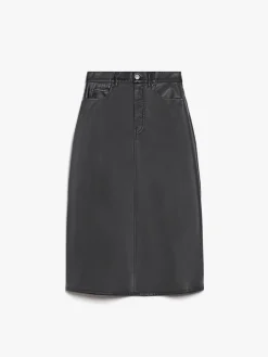 Coated fabric skirt