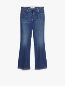 Comfortable denim cropped jeans