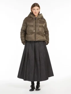 Cropped down jacket in quilted water-repellent fabric