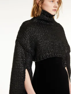 Cropped jumper