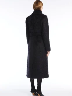 Double-breasted coat in long-pile fabric
