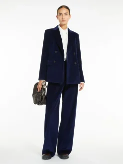 Double-breasted velvet blazer