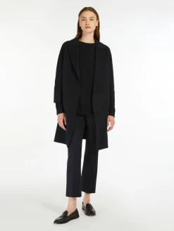 Double-faced short wool coat
