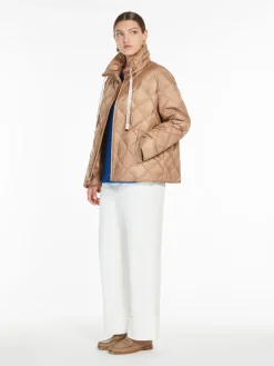 Down jacket in iridescent water-repellent canvas