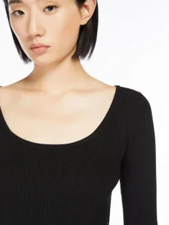 Feminine lurex and viscose yarn jumper