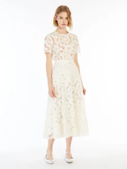 Floral lace skirt