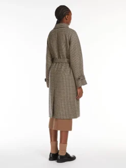 Houndstooth wool coat