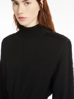 Inlay-detail knit dress