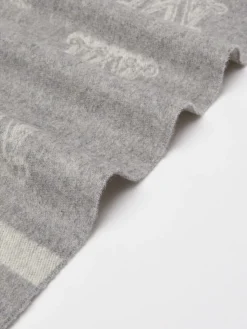 Jacquard cashmere stole
