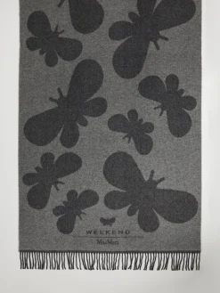 Jacquard wool stole