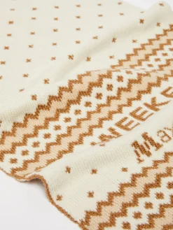 Jacquard-knit wool scarf