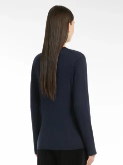 Lightweight cashmere jumper