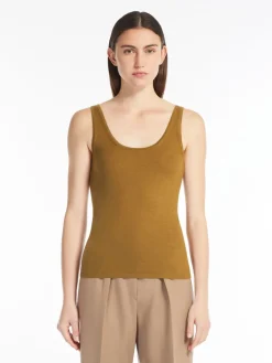 Lightweight cashmere top