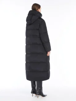 Long water-repellent taffeta down jacket