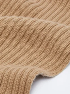 Long wool scarf