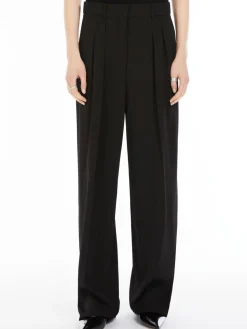 Low-waisted trousers