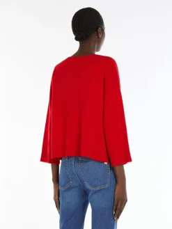 Oversized cashmere sweater
