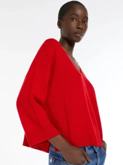 Oversized cashmere sweater