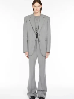 Oversized stretch wool blazer