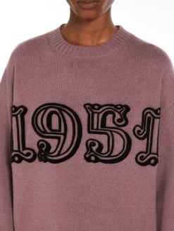 Oversized wool and cashmere jumper