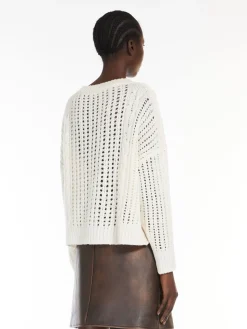 Oversized wool sweater
