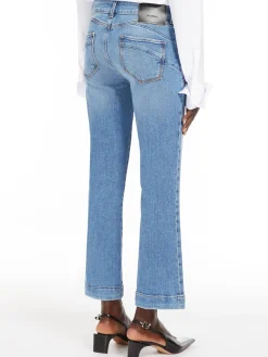 Perfect mini flare jeans