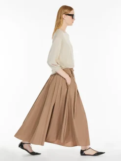Pleated water-repellent taffeta skirt
