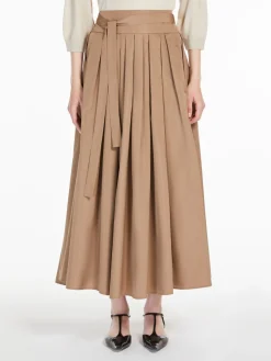 Pleated water-repellent taffeta skirt