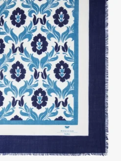 Printed wool shawl