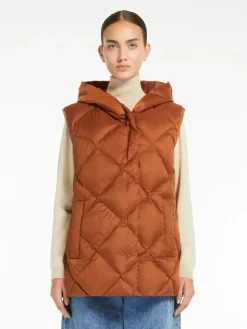 Quilted technical fabric gilet