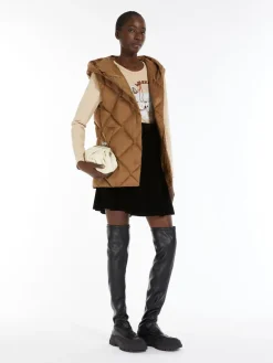 Quilted technical fabric gilet
