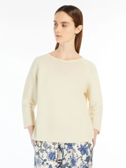 Relaxed-fit cotton yarn sweater