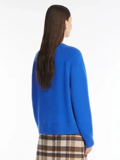 Relaxed-fit wool sweater