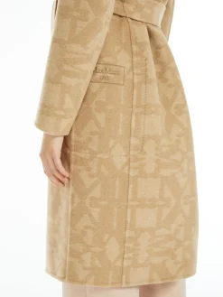 Reversible camel coat