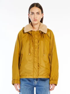 Reversible water-repellent canvas windbreaker