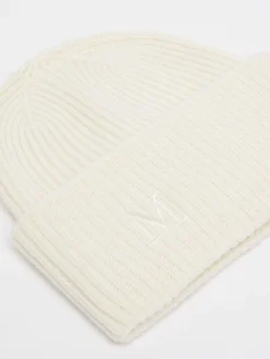 Ribbed cashmere beanie