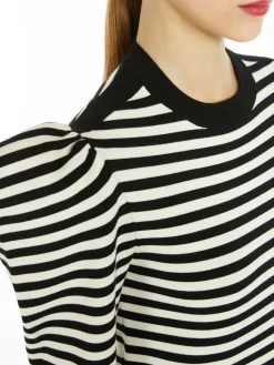Short knit dress
