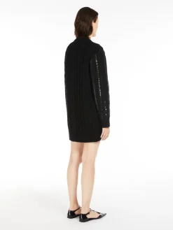 Short wool and cashmere dress