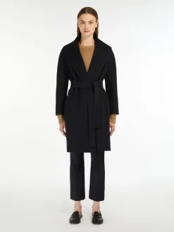 Short wool coat