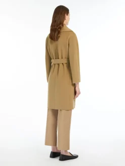 Short wool coat