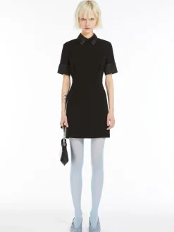 Short-sleeved mini dress