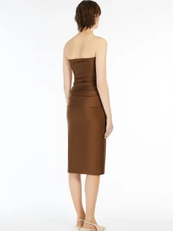 Slim-fit shiny dress