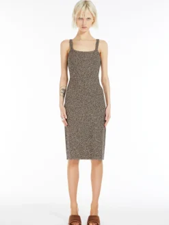 Slim-fit sleeveless dress