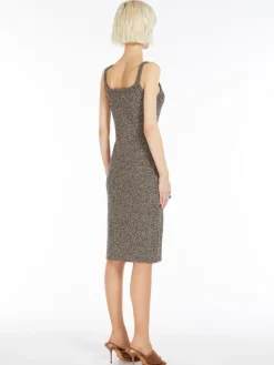Slim-fit sleeveless dress